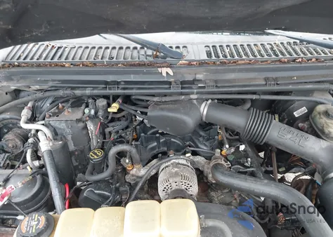 2001 Ford F-250 Lariat/Xl/Xlt from USA, damaged, VIN 1FTNX21L51EB77184